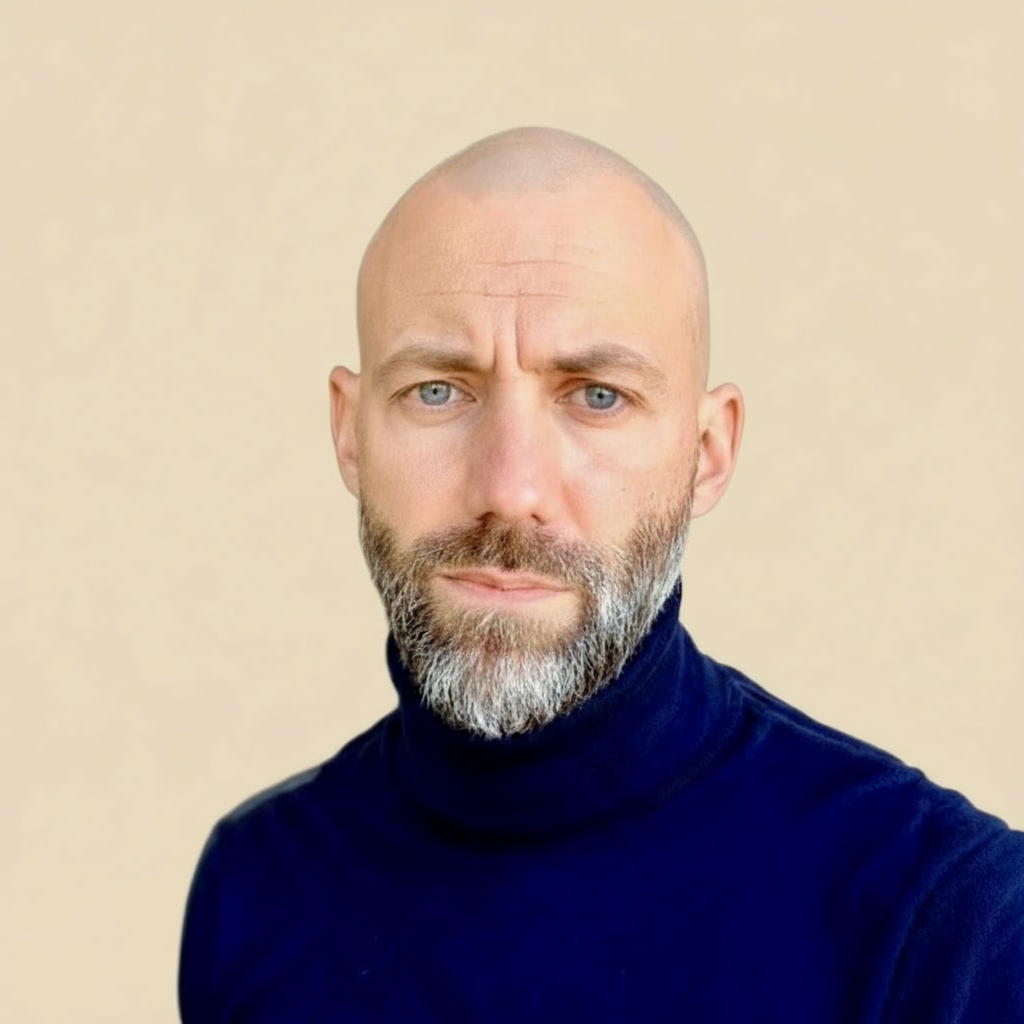Portrait professionnel de Julien Houllière, Directeur Sourcing chez Blocshare